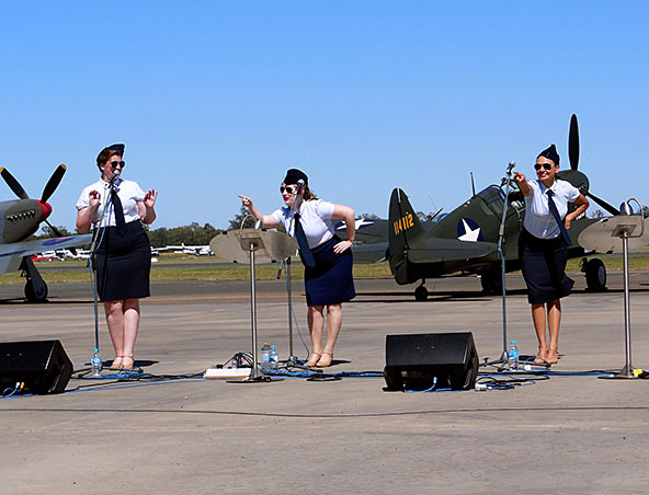 1940s Singing Group - Wartime Bands - Singing Group