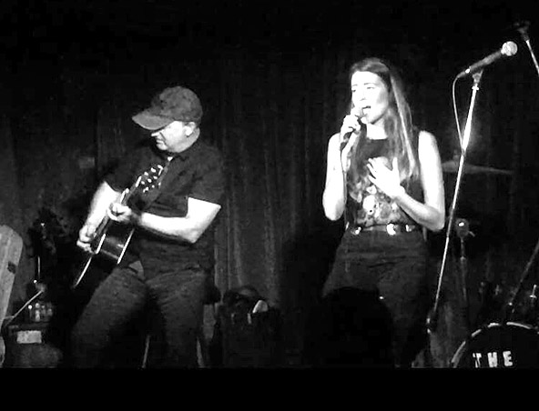 Sydney Acoustic Duo Aimee and Doug